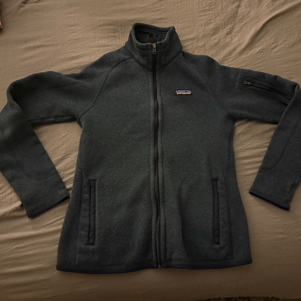 Patagonia Women’s Better Sweater Fleece Jacket (Navy)